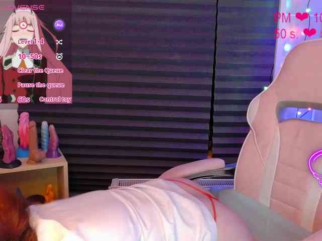 NicoleBunny24 webcam