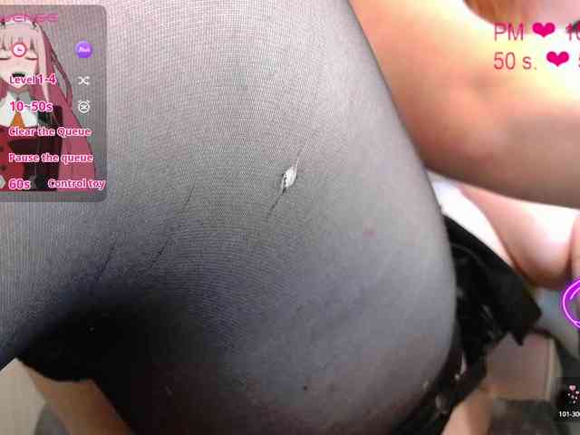 NicoleBunny24 webcam