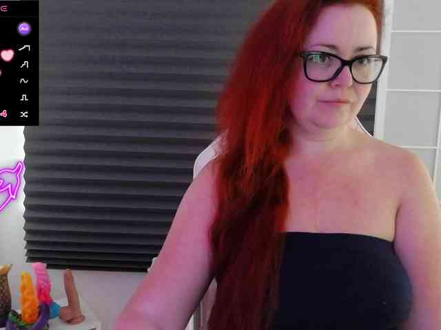 NicoleBunny24 webcam