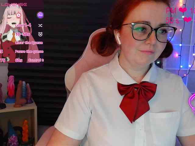 NicoleBunny24 webcam