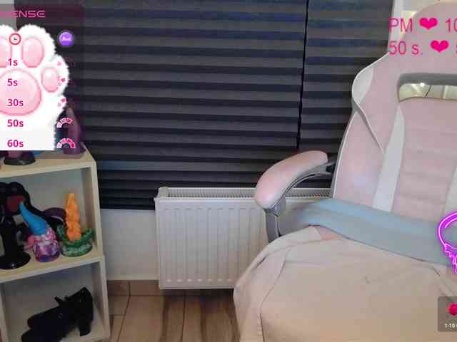 NicoleBunny24 webcam