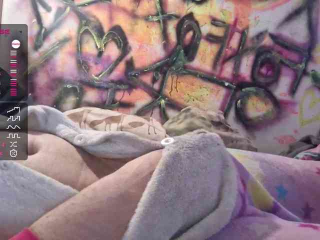 foxikxx88 Live Webcam on BongaCams