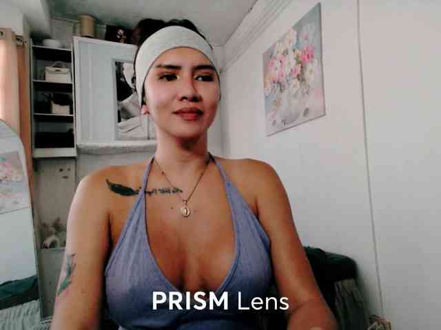 RiriStarr Live Webcam on BongaCams