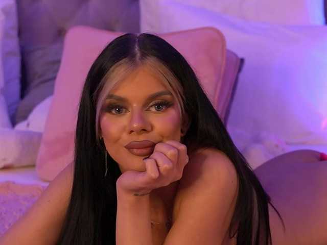 AriellSweety's BongaCams show and profile