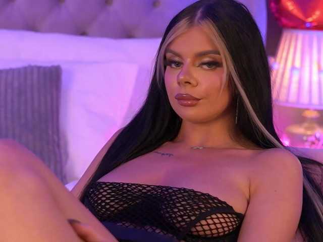 AriellSweety's BongaCams show and profile