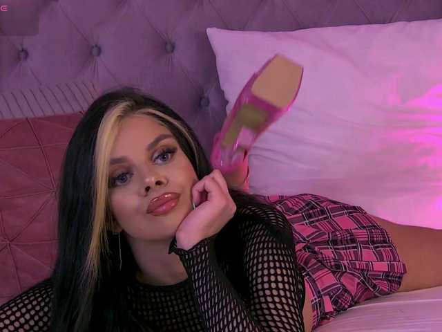  AriellSweety chat room