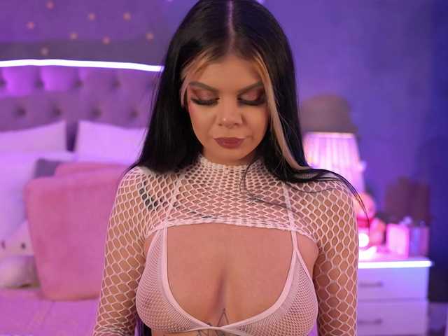 AriellSweety's BongaCams show and profile