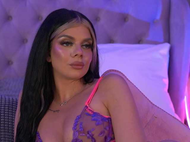 AriellSweety's BongaCams show and profile