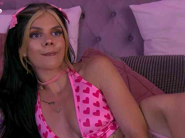 AriellSweety Live Webcam on BongaCams