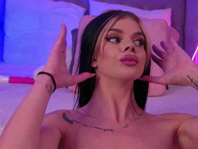 AriellSweety webcam