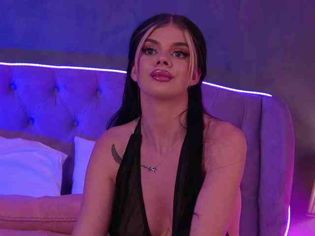 AriellSweety webcam