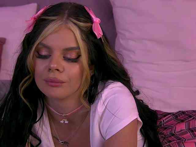 AriellSweety webcam