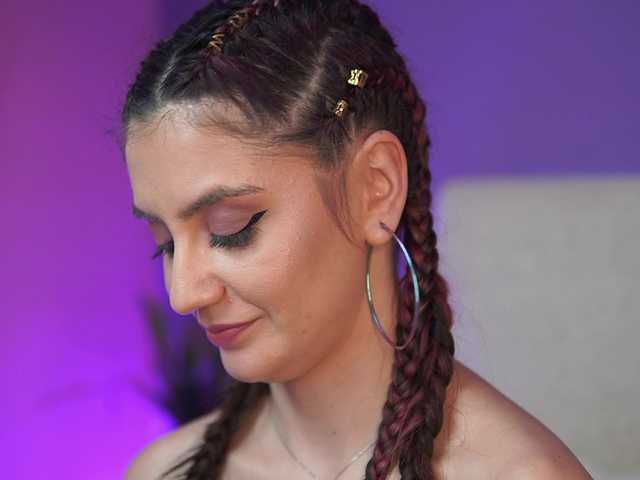 SabrinaHope's BongaCams show and profile