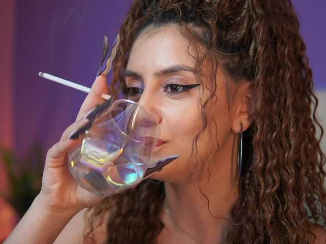 SabrinaHope's BongaCams show and profile