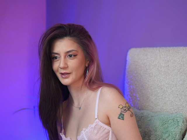 SabrinaHope's BongaCams show and profile