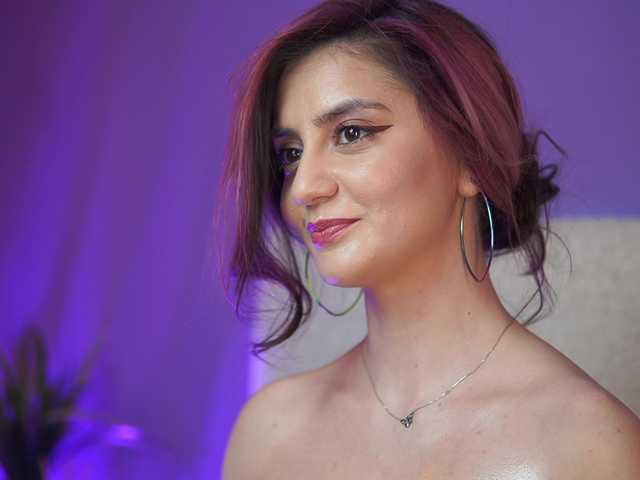 SabrinaHope's BongaCams show and profile