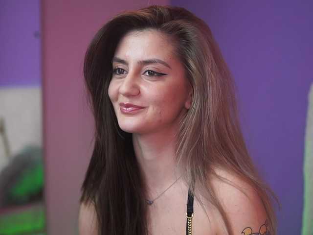 SabrinaHope's BongaCams show and profile