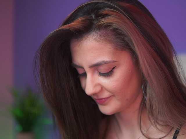 SabrinaHope's BongaCams show and profile