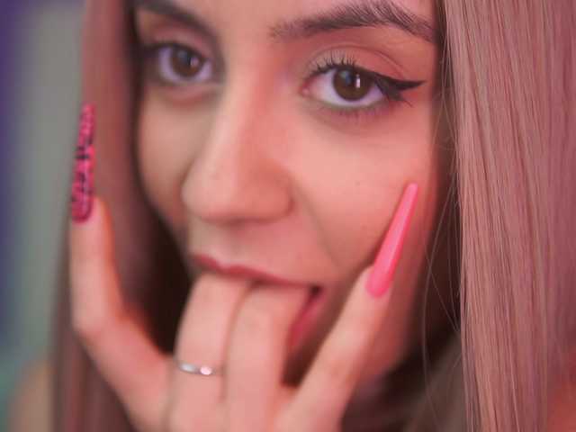 SabrinaHope's BongaCams show and profile