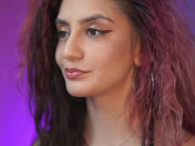 SabrinaHope's BongaCams show and profile