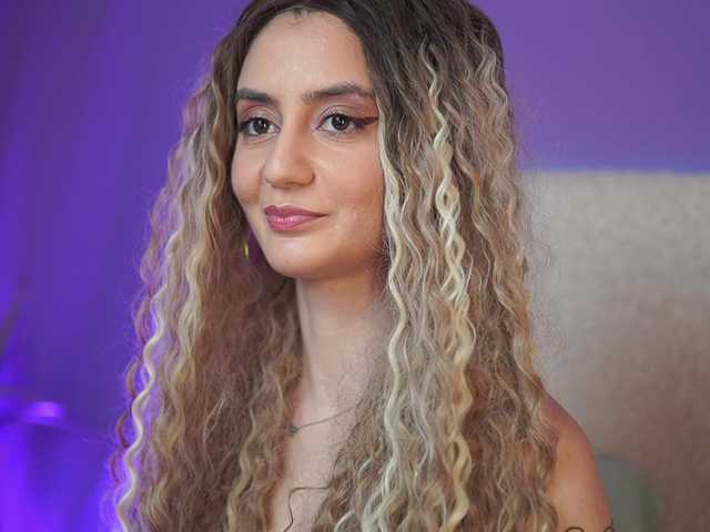 SabrinaHope's BongaCams show and profile