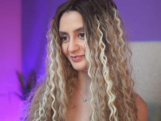 SabrinaHope's BongaCams show and profile