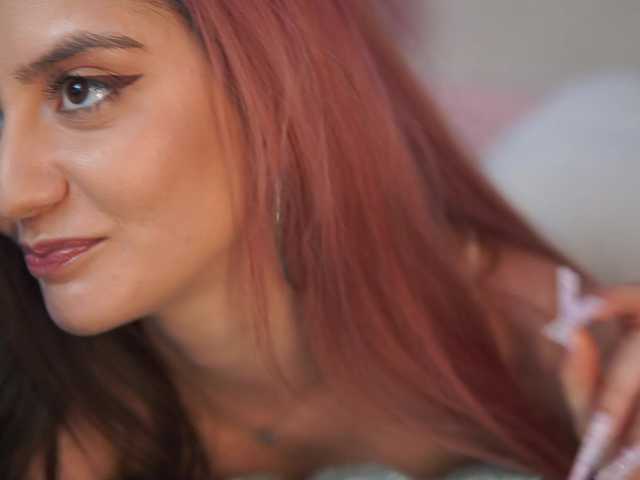 SabrinaHope's BongaCams show and profile