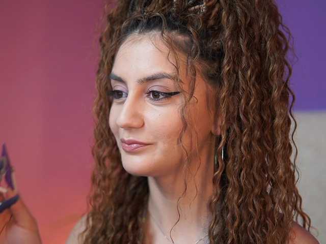 SabrinaHope's BongaCams show and profile