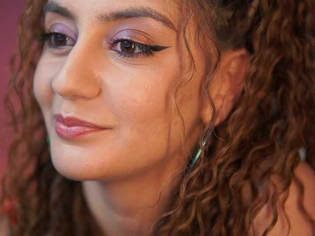 SabrinaHope's BongaCams show and profile