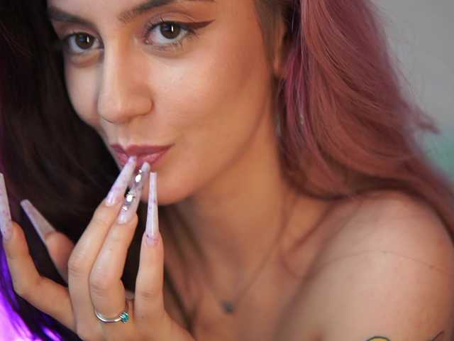 SabrinaHope's BongaCams show and profile