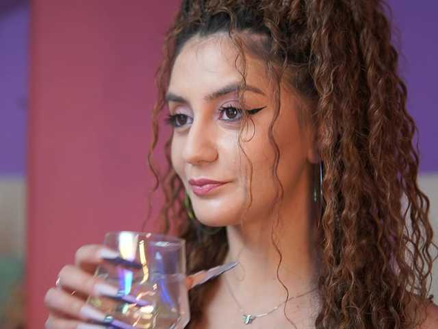 SabrinaHope's BongaCams show and profile