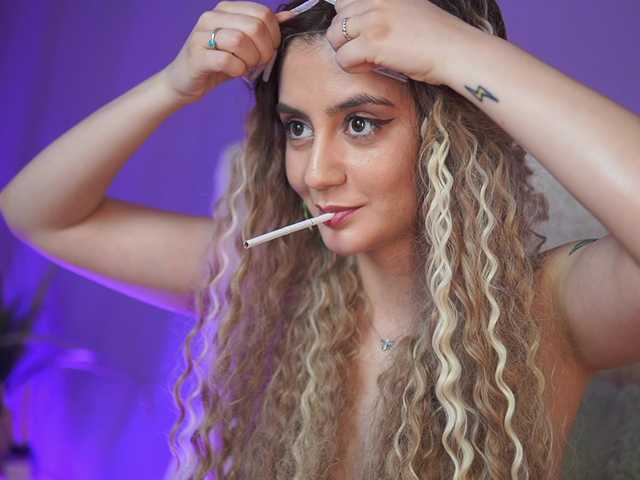 SabrinaHope's BongaCams show and profile