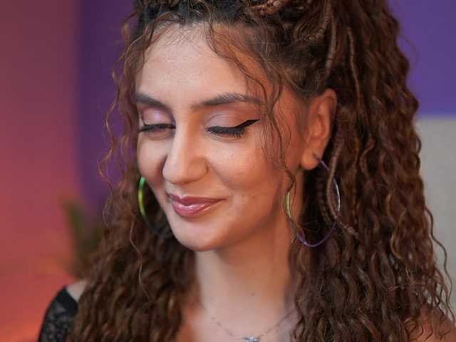 SabrinaHope's BongaCams show and profile