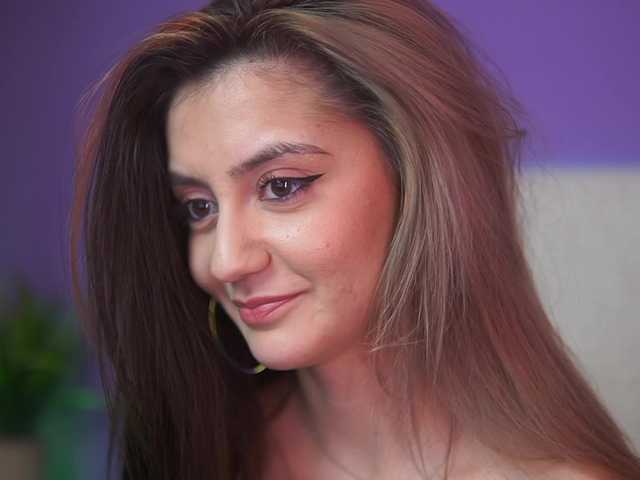 SabrinaHope's BongaCams show and profile