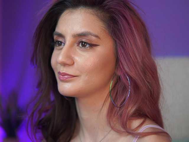 SabrinaHope's BongaCams show and profile