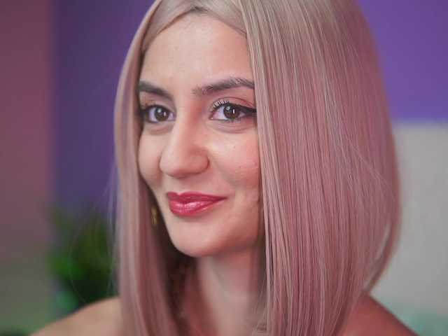 SabrinaHope's BongaCams show and profile