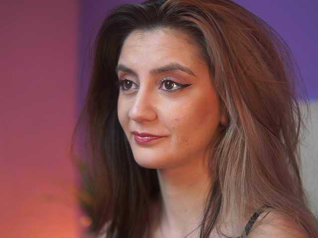 SabrinaHope's BongaCams show and profile