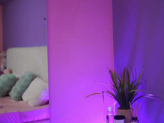 SabrinaHope's BongaCams show and profile