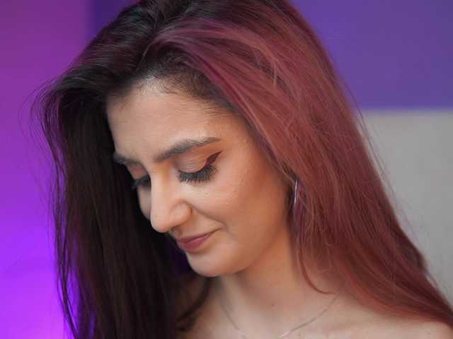 SabrinaHope's BongaCams show and profile