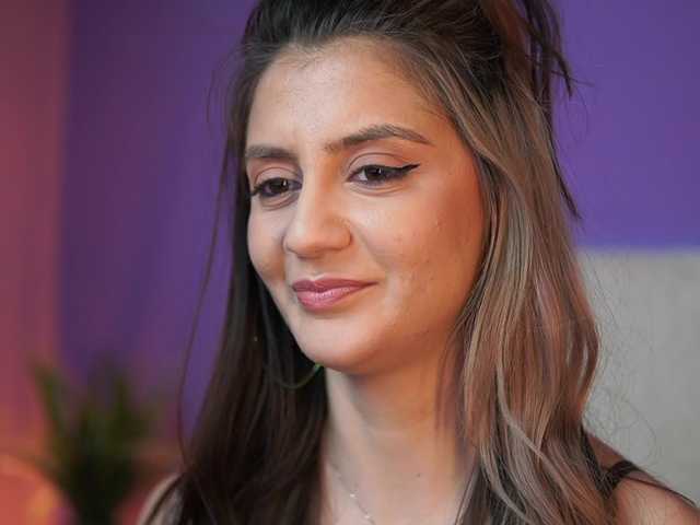 SabrinaHope's BongaCams show and profile