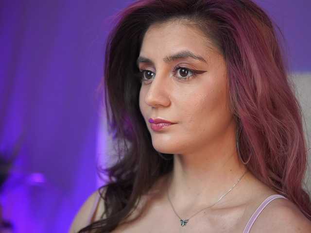 SabrinaHope's BongaCams show and profile