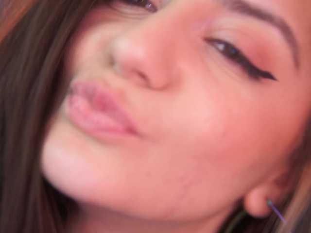 SabrinaHope's BongaCams show and profile