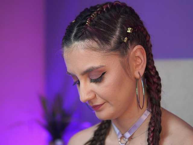 SabrinaHope live cam profile