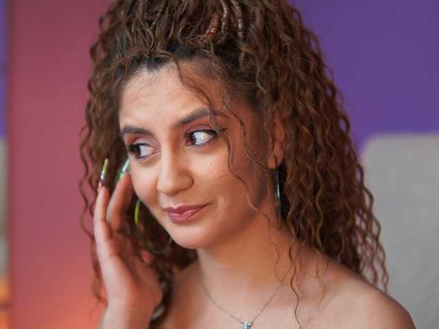 SabrinaHope's BongaCams show and profile