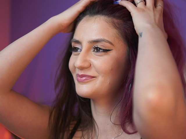 SabrinaHope's BongaCams show and profile