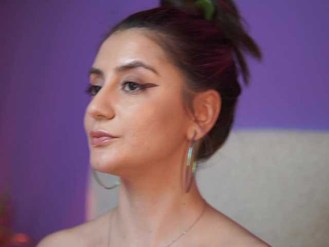 SabrinaHope's BongaCams show and profile