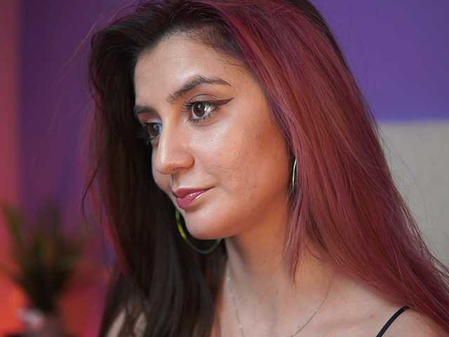 SabrinaHope's BongaCams show and profile