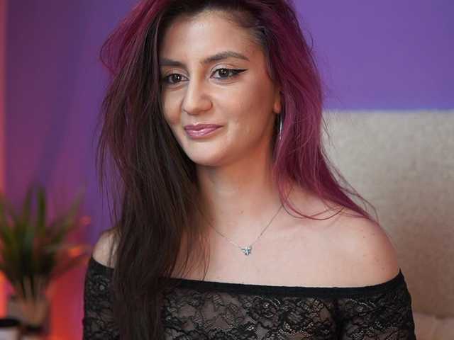 SabrinaHope's BongaCams show and profile