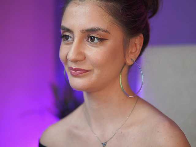 SabrinaHope's BongaCams show and profile