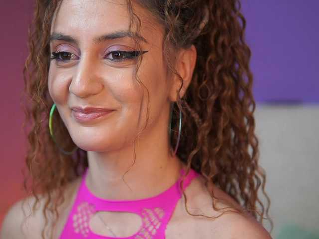 SabrinaHope's BongaCams show and profile